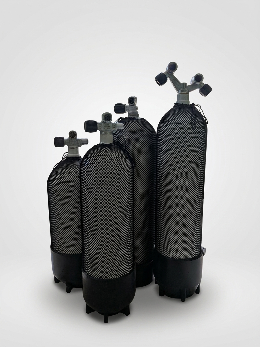 Bouteilles de plongée de différents formats adaptées à la morphologie des plongeurs